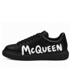 Oversized Sneaker ‘Graffiti Black’