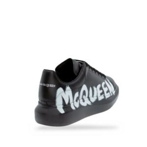 Oversized Sneaker ‘Graffiti Black’