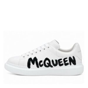 Oversized Sneaker ‘Graffiti White’