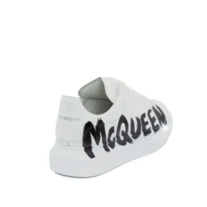 Oversized Sneaker ‘Graffiti White’