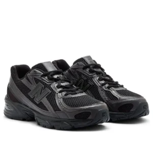 740 ‘Black’