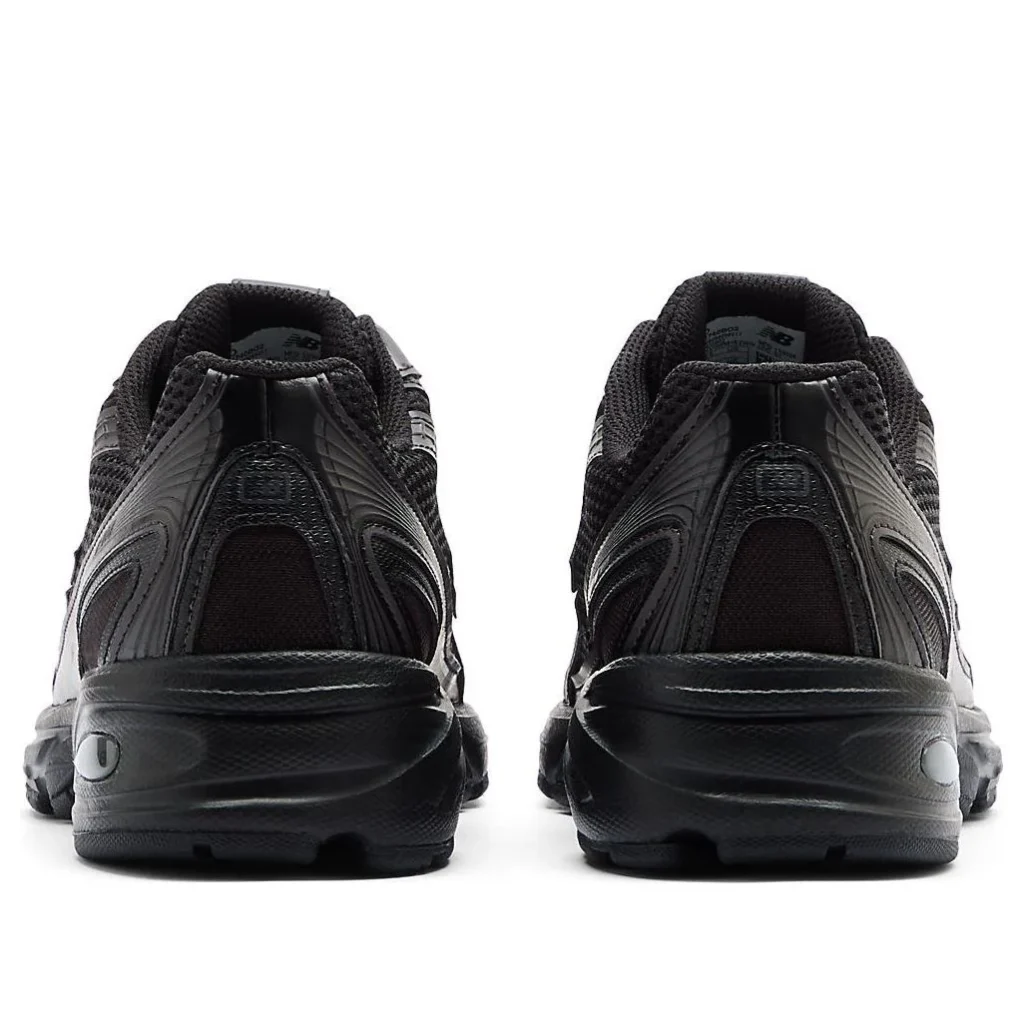 740 'Black' (foto 4)