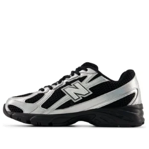 740 ‘Black Metallic Silver’