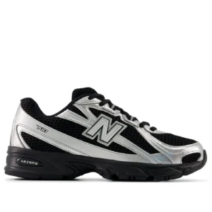 740 ‘Black Metallic Silver’