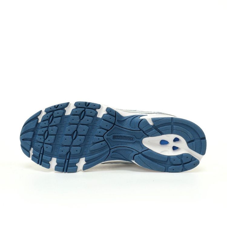 740 'Blue White' - Imagen 3