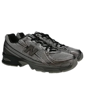 740 ‘Dark Silver Metallic’