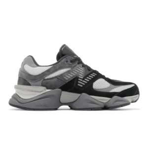 9060 ‘Black Castlerock’
