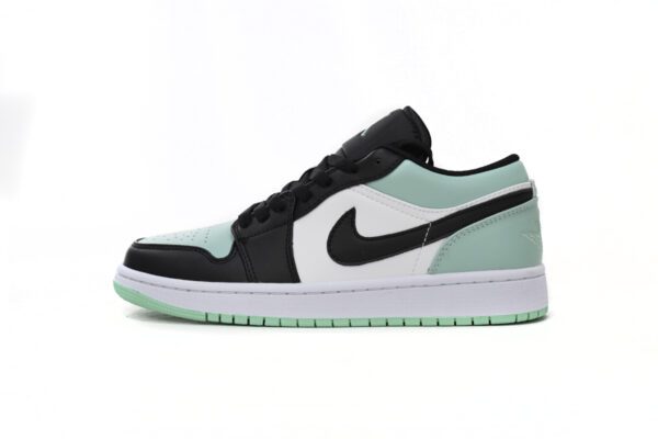 Air Jordan 1 Low-07