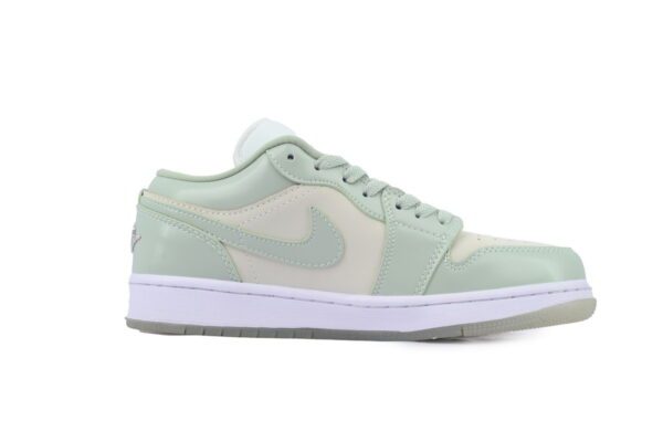 Air Jordan 1 Low-10 - Imagen 2