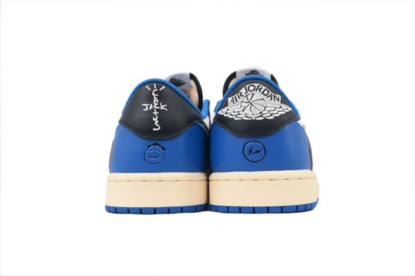Air Jordan 1 Low-11 - Imagen 4