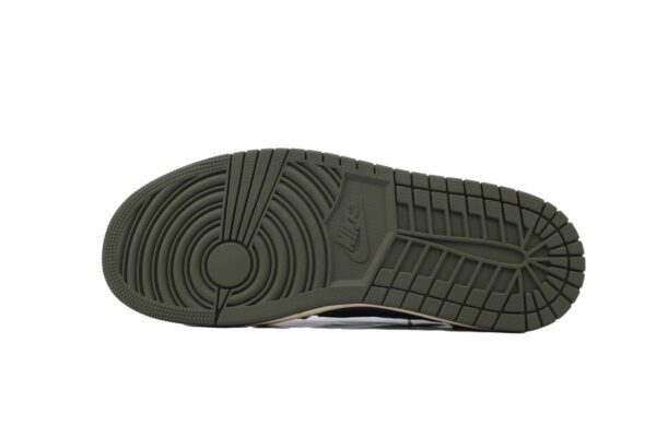 Air Jordan 1 Low-12 - Imagen 3