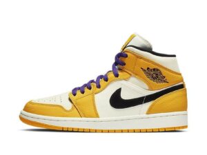 Air Jordan 1 Mid-09
