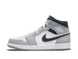 Air Jordan 1 Mid-13