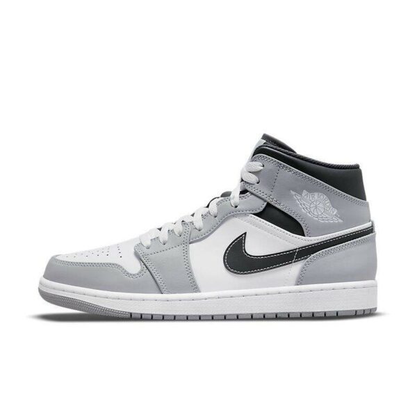 Air Jordan 1 Mid-13