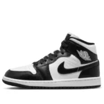Air Jordan 1 Mid 'Panda'