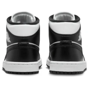Air Jordan 1 Mid ‘Panda’