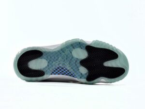 Air Jordan 11 High-06