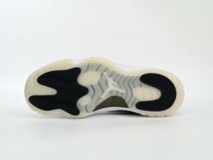 Air Jordan 11 High-08