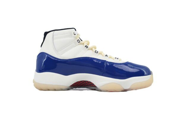 Air Jordan 11 High-09 - Imagen 2