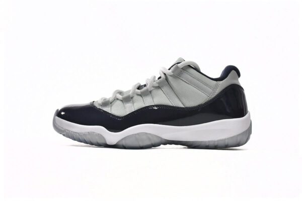Air Jordan 11 Low-01