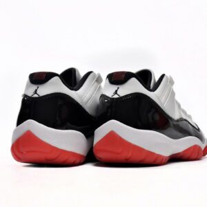 Air Jordan 11 Low-03