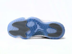 Air Jordan 11 Low-06