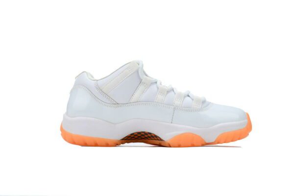 Air Jordan 11 Low-08 - Imagen 2