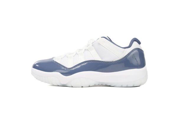 Air Jordan 11 Low-10
