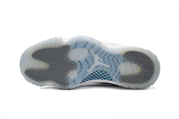 Air Jordan 11 Low-11 - Imagen 4