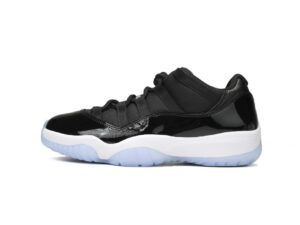 Air Jordan 11 Low-12