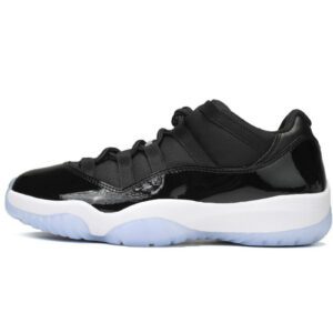 Air Jordan 11 Low-12