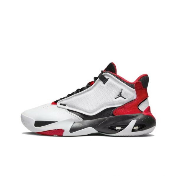 Air Jordan Max Aura 4-01