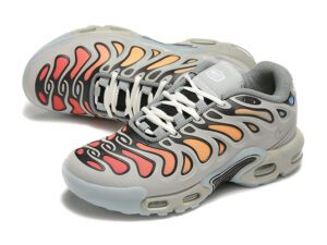 Air Max Plus Drift-04