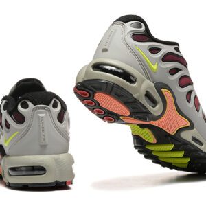 Air Max Plus Drift-09