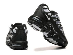 Air Max Plus Drift-11
