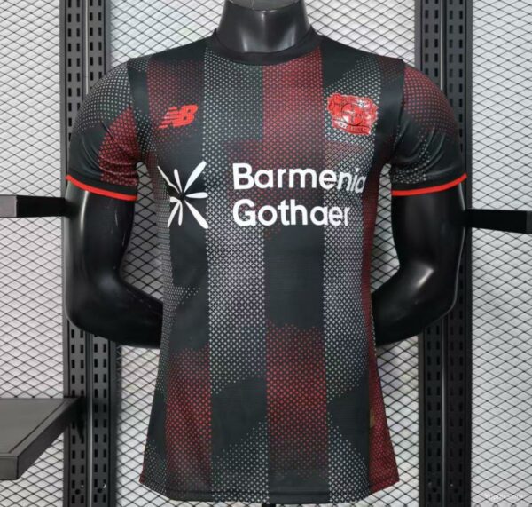 Bayer Leverkusen 1º Equipación Jugador 25/26