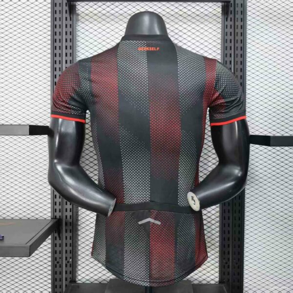 Bayer Leverkusen 1º Equipación Jugador 25/26 - Imagen 2