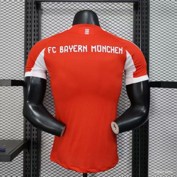 Bayern de Múnich 1º Equipación Jugador 25/26 - Imagen 2