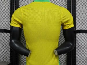 Brasil 1º Equipación Jugador 24