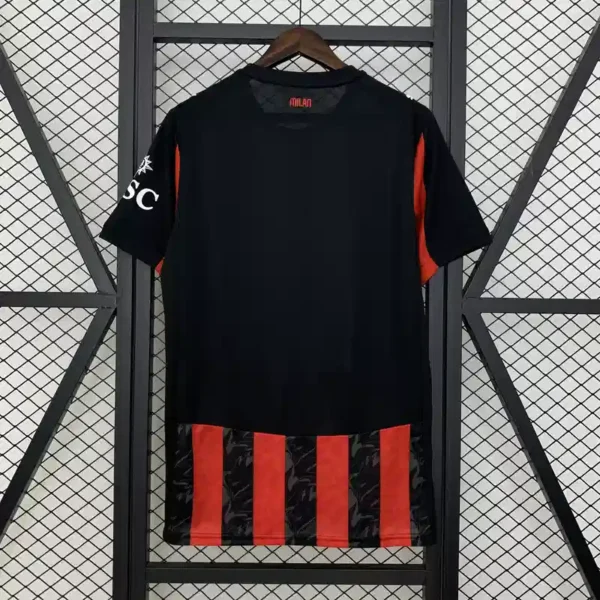 Milan 1º Equipación Aficionado 25/26 - Imagen 2