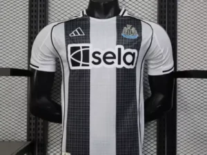 Newcastle United 1º Equipación Jugador 25/26