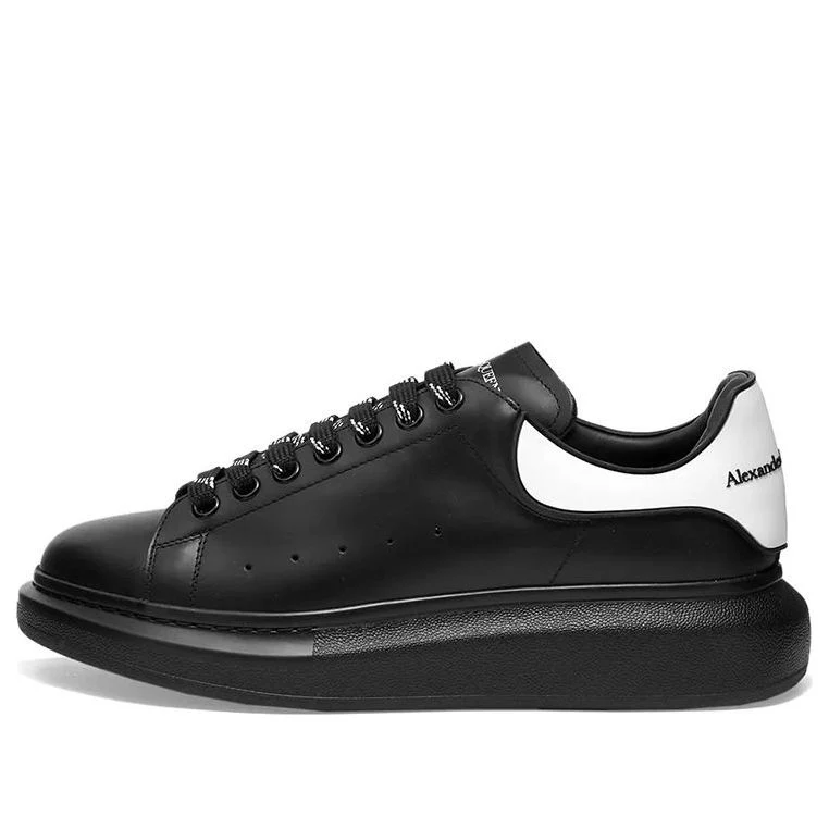 Oversized Sneaker 'Black White'