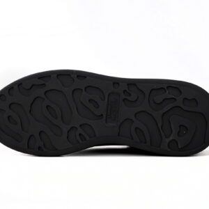 Oversized sneaker-04