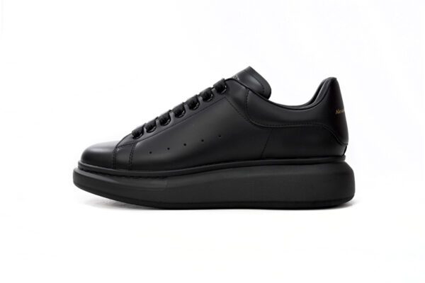 Oversized sneaker-04
