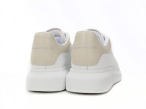 Oversized sneaker-08