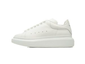 Oversized sneaker-09