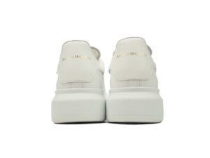 Oversized sneaker-09