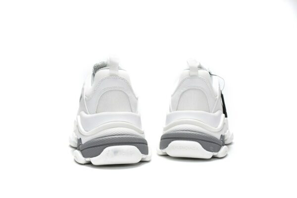Triple S-01 - Imagen 2