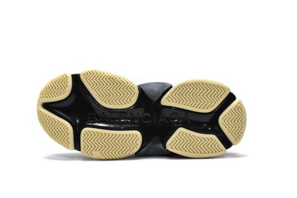 Triple S-06 - Imagen 4