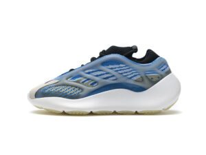 Yeezy 700 v3-01